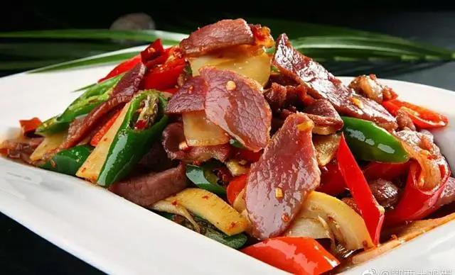 辣子熏腊肉